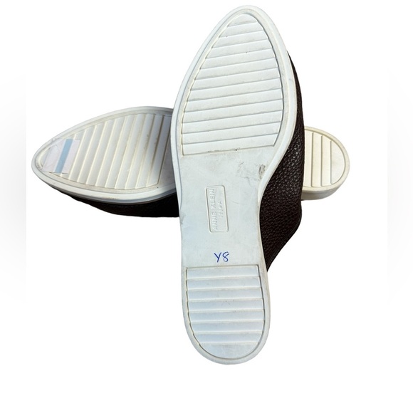 Anne Klein Brown Almond Toe Mule Flats Size 8 - Picture 5 of 5